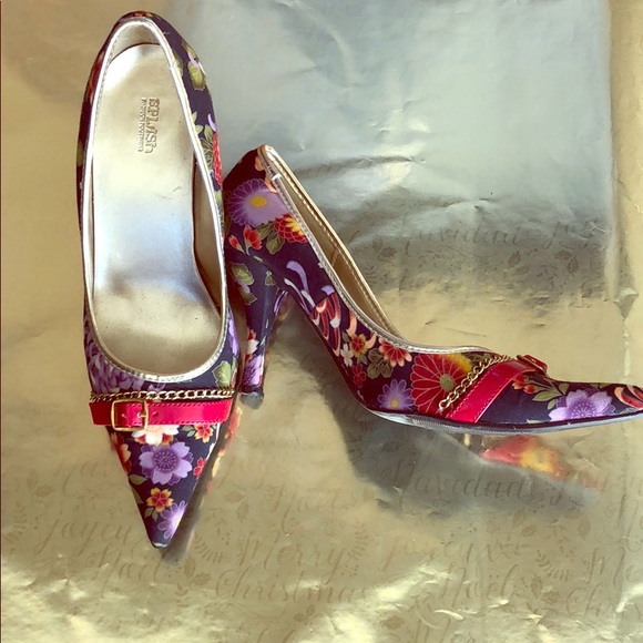 Splash 3 1/2” heels - Picture 2 of 7